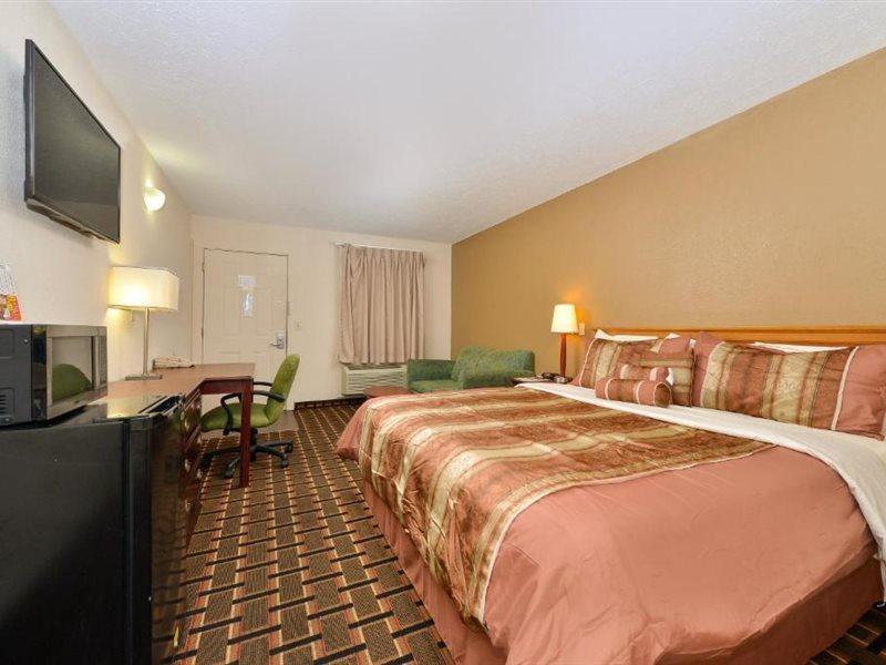 Rodeway Inn ناشفيل المظهر الخارجي الصورة